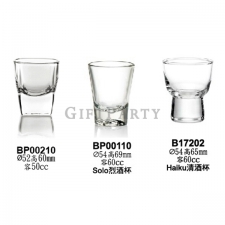 Custom glass wine glasses