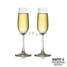2 sets of glass champagne glasses