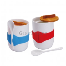 Bamboo cover ceramic mug with spoon