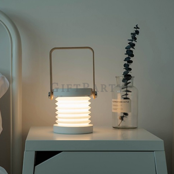 designer LED lamp,foldable camping lantern,rechargeable flashlight,corporate gifts taiwan,branded te