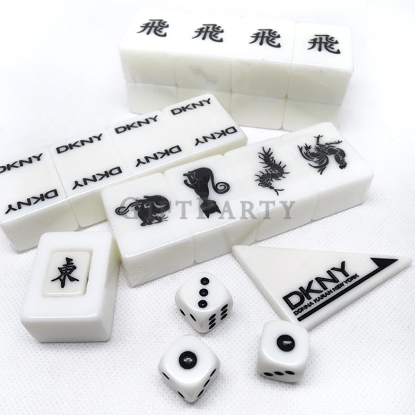 定制LOGO麻將,高品質麻將,品牌麻將,定制旅行麻將,定制LOGO麻將,高品質麻將,品牌麻將,定制旅行麻將,過年紀念品,vip禮品,台灣麻將